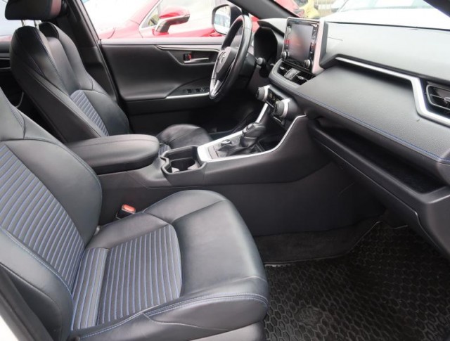 Toyota RAV 4  2.5 Hybrid 