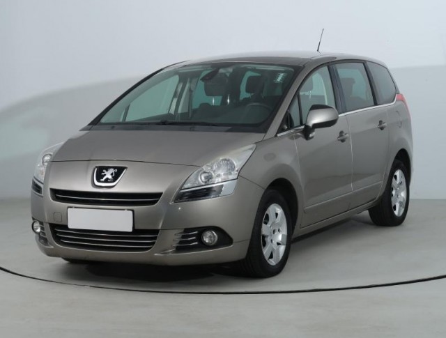 Peugeot 5008  1.6 HDi 