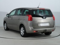 Peugeot 5008  1.6 HDi 
