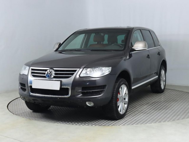 Volkswagen Touareg  3.0 TDI 