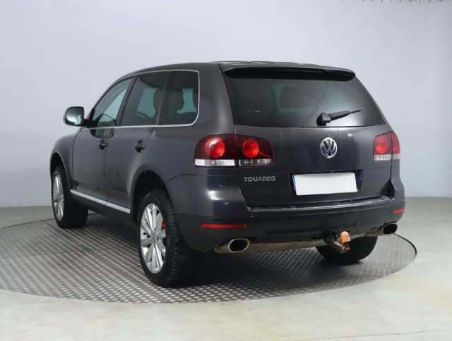 Volkswagen Touareg  3.0 TDI 