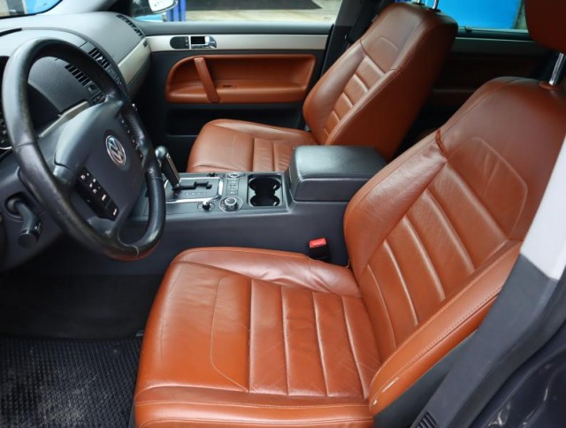 Volkswagen Touareg  3.0 TDI 