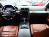Volkswagen Touareg  3.0 TDI 