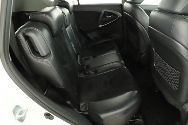 Toyota RAV 4  2.0 VVT-i 