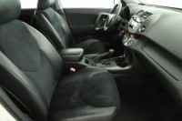 Toyota RAV 4  2.0 VVT-i 