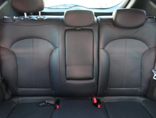 Hyundai ix35  2.0 CRDi 