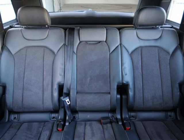Audi Q7  3.0 TDI S-Line