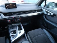 Audi Q7  3.0 TDI S-Line