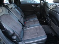 Audi Q7  3.0 TDI S-Line