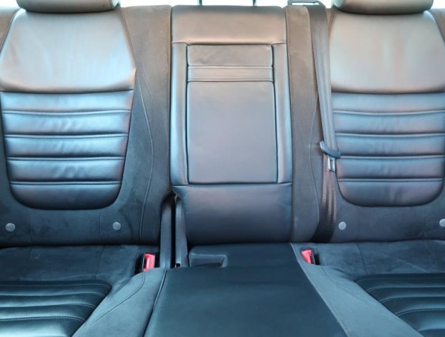 Volkswagen Touareg  3.0 TDI R-Line