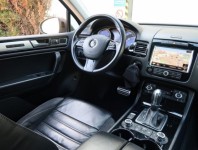 Volkswagen Touareg  3.0 TDI R-Line