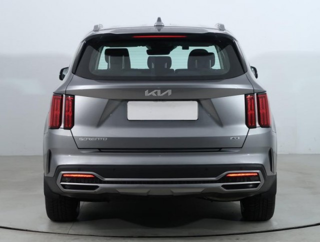 Kia Sorento  2.2 CRDi 