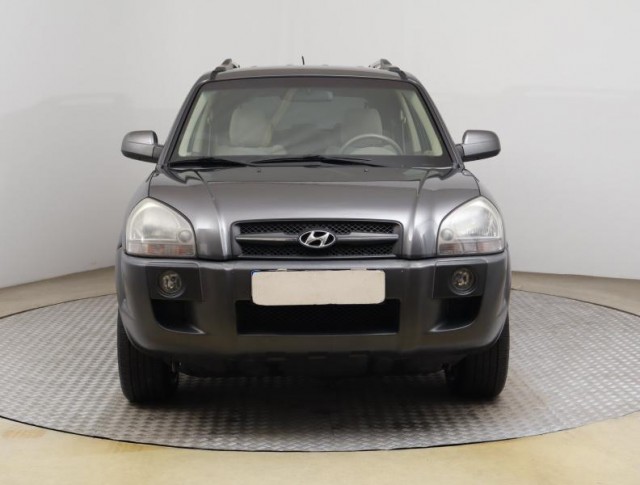 Hyundai Tucson  2.0 i 