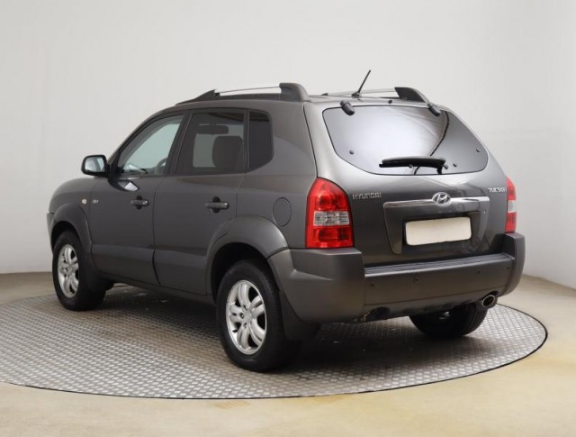 Hyundai Tucson  2.0 i 