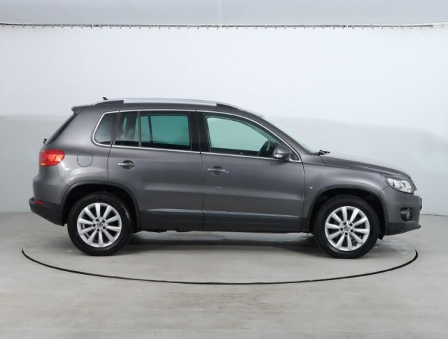 Volkswagen Tiguan  2.0 TDI 