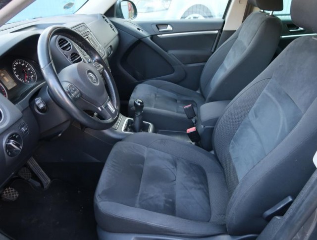 Volkswagen Tiguan  2.0 TDI 