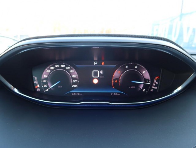 Peugeot 3008  1.5 BlueHDi Allure Pack