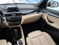 BMW X1  sDrive20i 