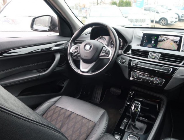 BMW X1  sDrive18i 