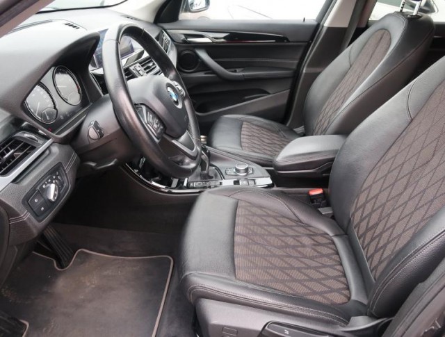 BMW X1  sDrive18i 