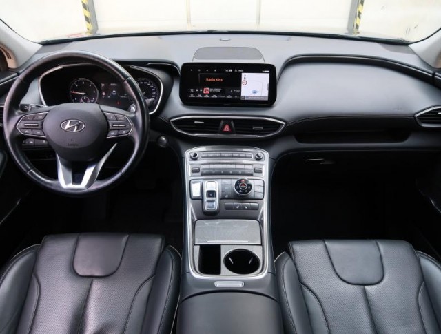 Hyundai Santa Fe  2.2 CRDi 