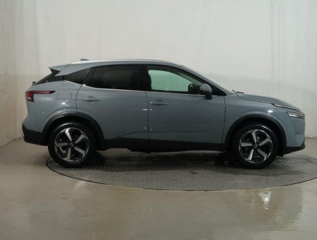 Nissan Qashqai  1.3 DIG-T MHEV N-Connecta