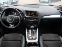Audi Q5  3.0 TDI S line