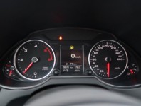 Audi Q5  3.0 TDI S line