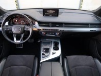 Audi Q7  3.0 TDI S-Line