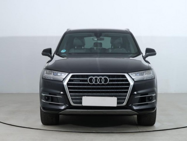 Audi Q7  50 TDI S-Line