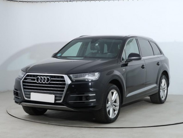 Audi Q7  50 TDI S-Line
