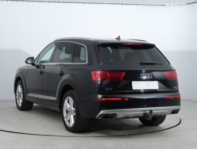 Audi Q7  50 TDI S-Line