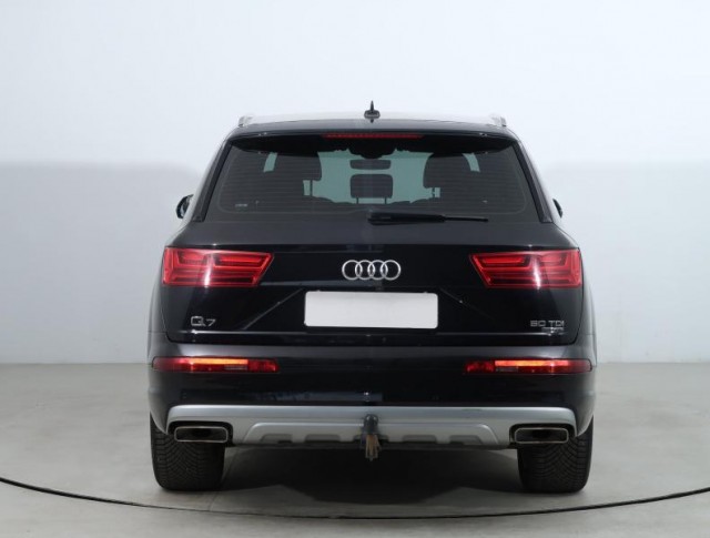 Audi Q7  50 TDI S-Line