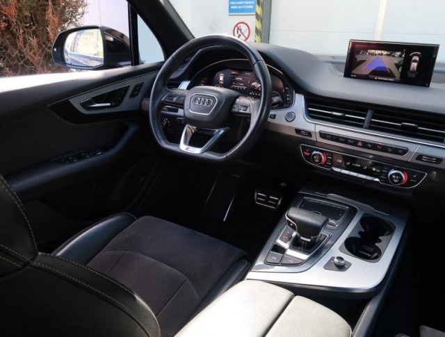 Audi Q7  50 TDI S-Line