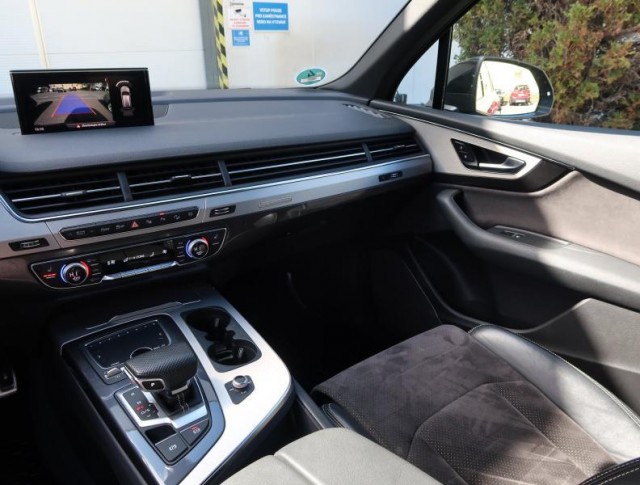 Audi Q7  50 TDI S-Line