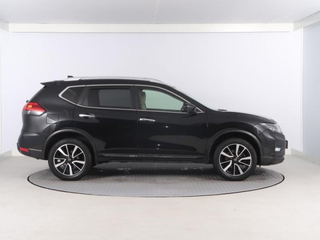 Nissan X-Trail  2.0 dCi Tekna