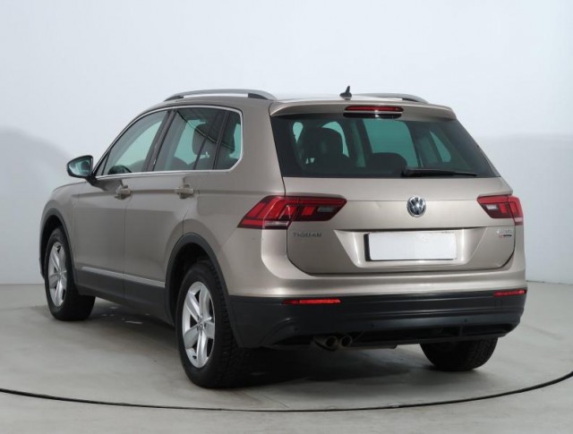 Volkswagen Tiguan  2.0 TDI 