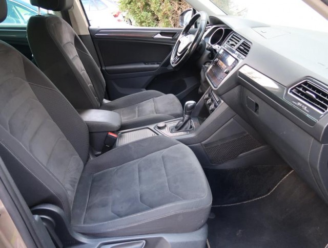Volkswagen Tiguan  2.0 TDI 