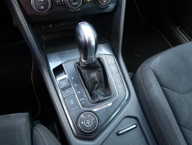 Volkswagen Tiguan  2.0 TDI 
