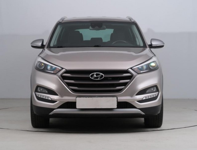 Hyundai Tucson  1.7 CRDi Trikolor