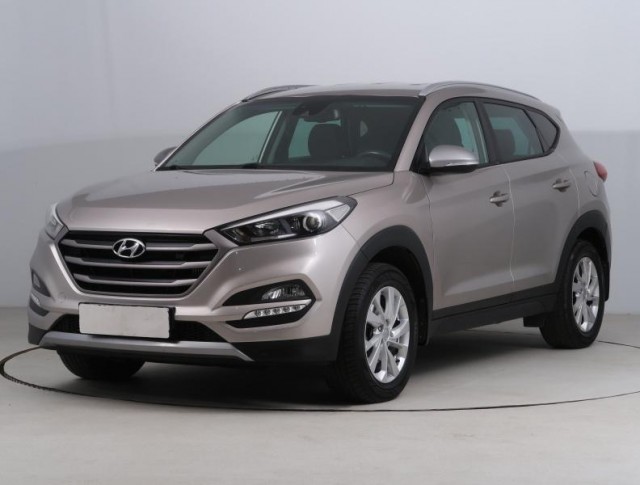 Hyundai Tucson  1.7 CRDi Trikolor