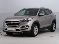 Hyundai Tucson  1.7 CRDi Trikolor