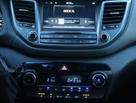 Hyundai Tucson  1.7 CRDi Trikolor