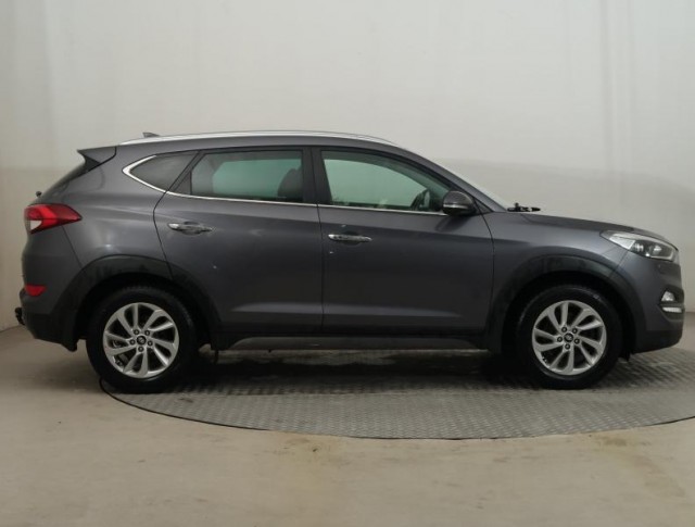 Hyundai Tucson  2.0 CRDi Tucson