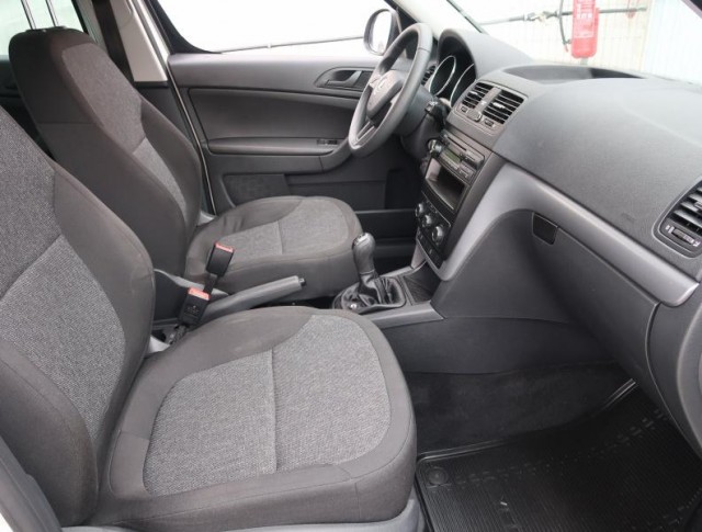 Škoda Yeti  1.2 TSI Active