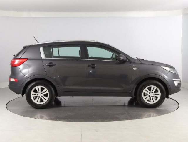 Kia Sportage  2.0 CVVT 