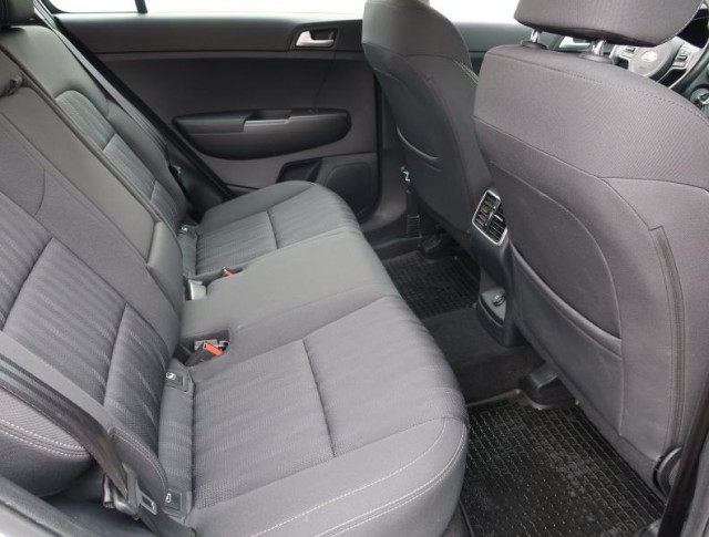 Kia Sportage  1.7 CRDi 