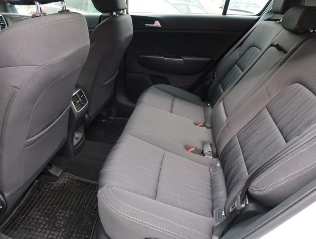 Kia Sportage  1.7 CRDi 