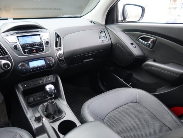 Hyundai ix35  2.0 CRDi 
