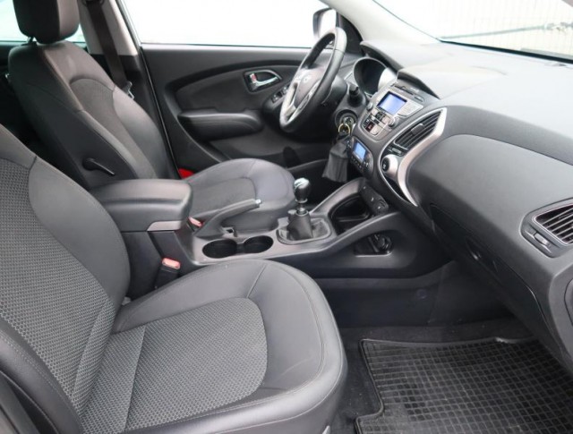 Hyundai ix35  2.0 CRDi 